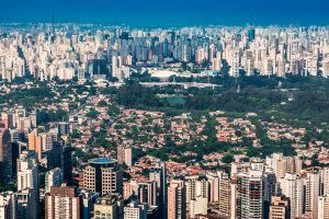 Moema, bairro da Zona Sul de São Paulo – Espreguiçadeiras